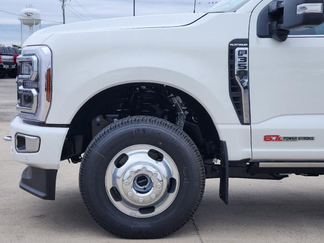 2024 Ford Super Duty F-350 DRW Vehicle Photo in Pilot Point, TX 76258