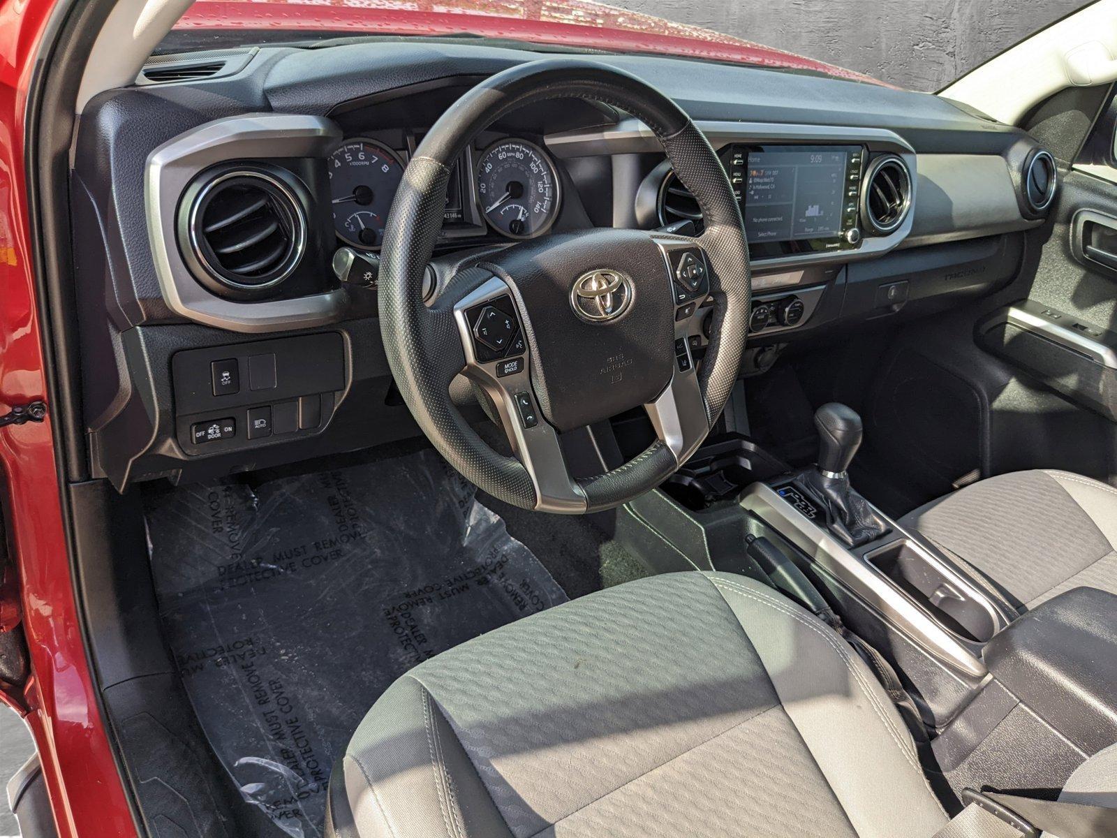 2021 Toyota Tacoma 2WD Vehicle Photo in Davie, FL 33331