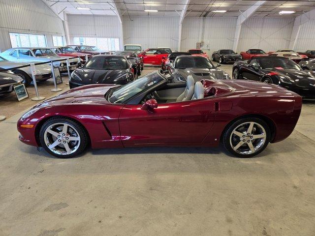 Used 2006 Chevrolet Corvette Base with VIN 1G1YY36U065124247 for sale in Beresford, SD