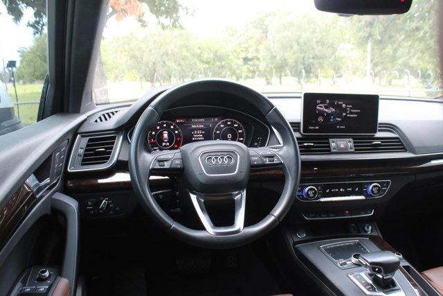 2019 Audi Q5 Vehicle Photo in HOUSTON, TX 77090