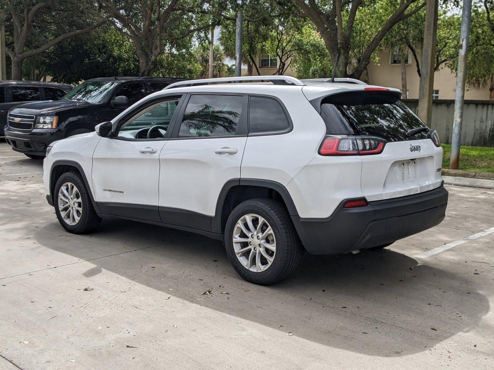 2021 Jeep Cherokee Vehicle Photo in Pembroke Pines , FL 33084