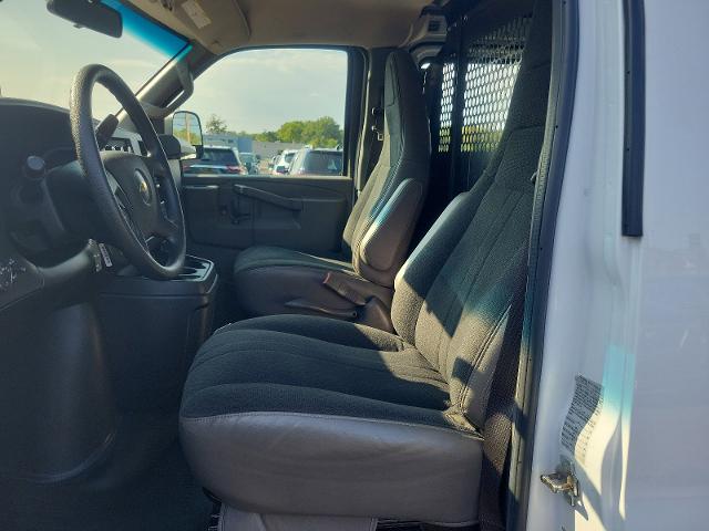 2022 Chevrolet Express Cargo 2500 Vehicle Photo in TREVOSE, PA 19053-4984