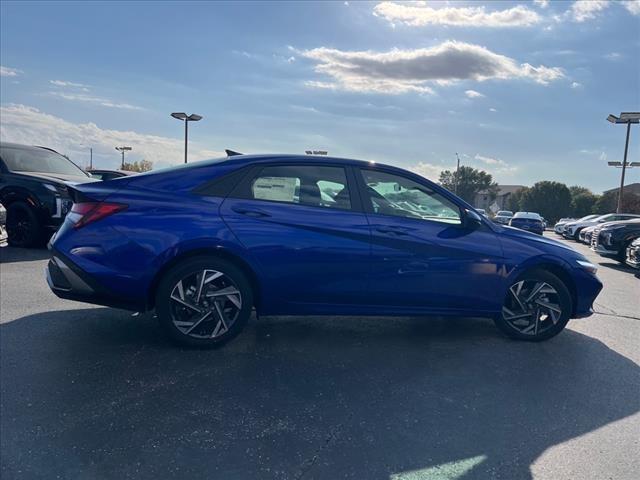 2025 Hyundai ELANTRA Vehicle Photo in O'Fallon, IL 62269