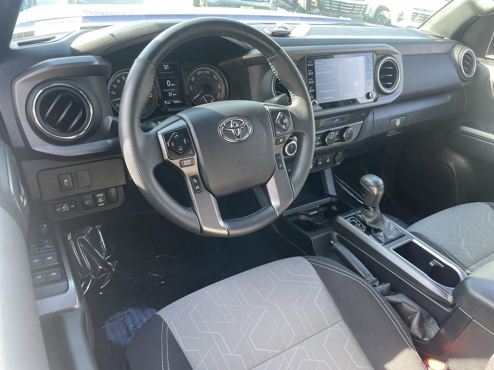 2023 Toyota Tacoma 4WD Vehicle Photo in LOS ANGELES, CA 90007-3794