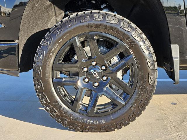 2025 Chevrolet Silverado 1500 Vehicle Photo in TERRELL, TX 75160-3007