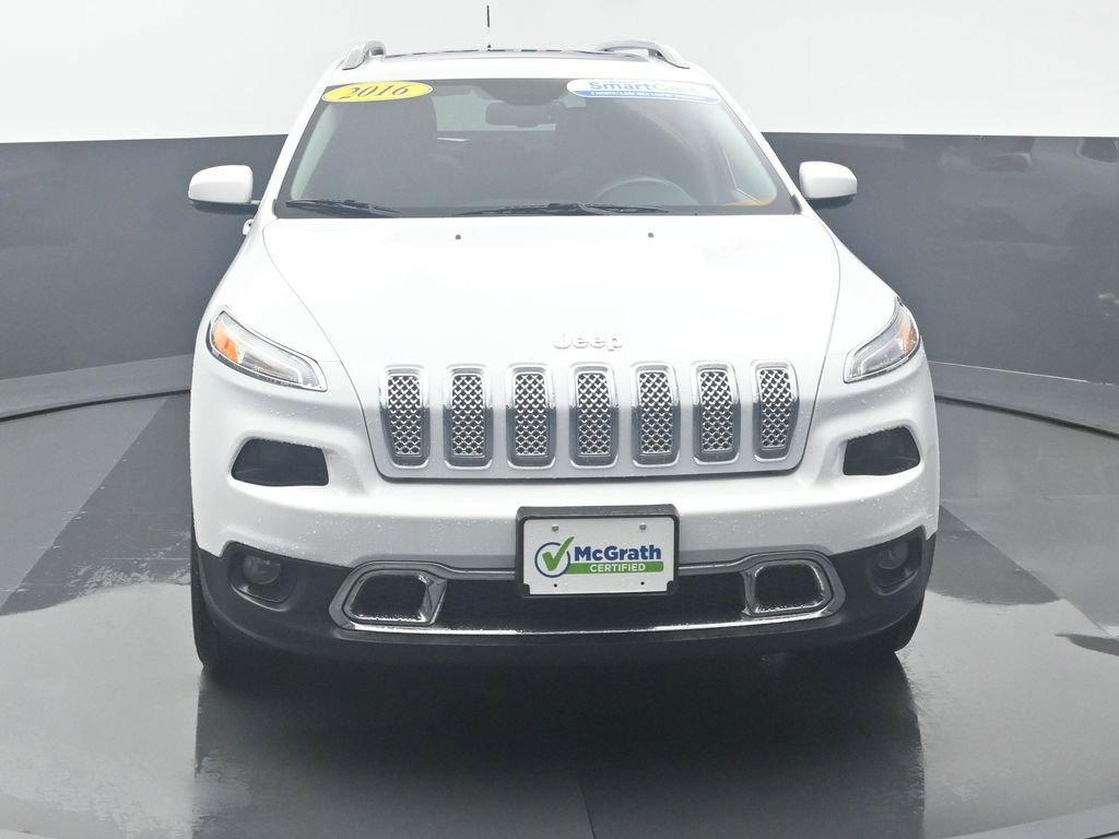 2016 Jeep Cherokee Vehicle Photo in Cedar Rapids, IA 52402