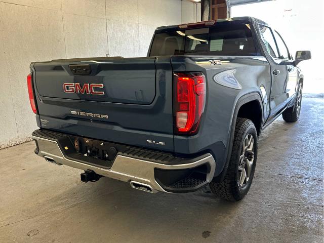 2024 GMC Sierra 1500 Vehicle Photo in RED SPRINGS, NC 28377-1640