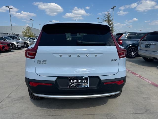 2025 Volvo XC40 Vehicle Photo in Grapevine, TX 76051