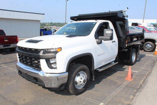 2022 Chevrolet Silverado 3500 HD Chassis Cab Vehicle Photo in SAINT CLAIRSVILLE, OH 43950-8512