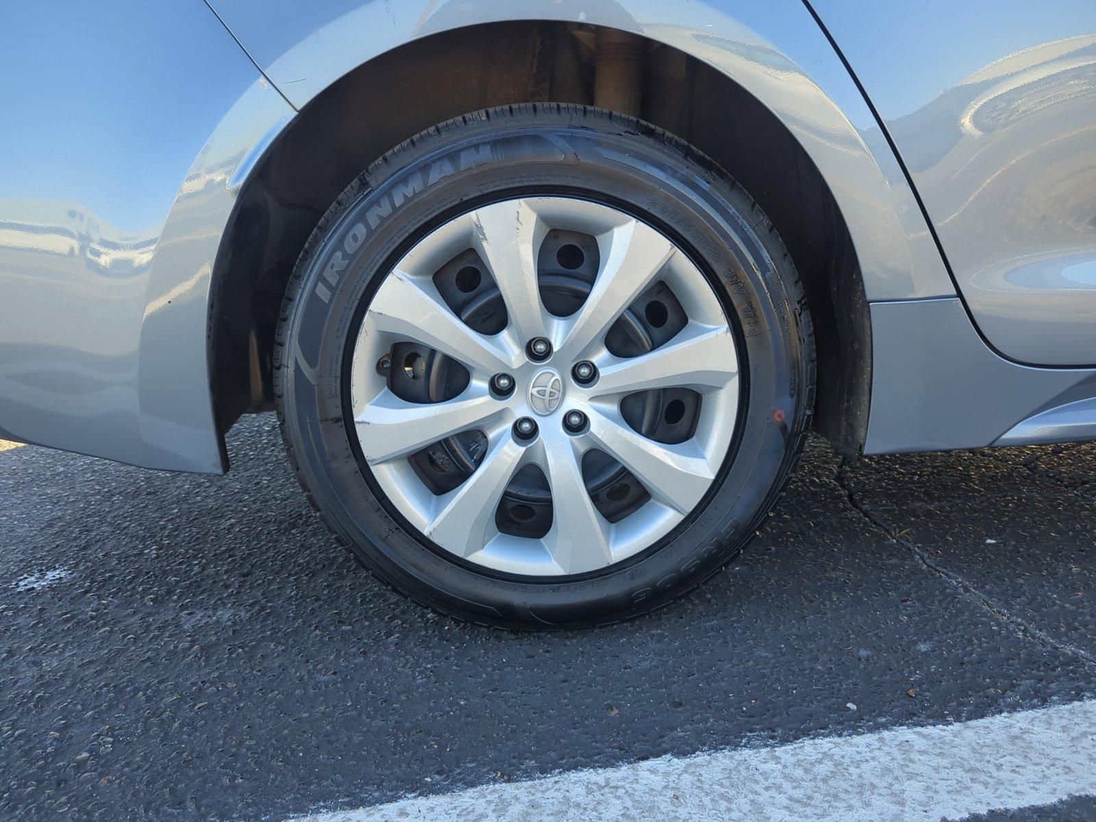 2021 Toyota Corolla Vehicle Photo in Memphis, TN 38128