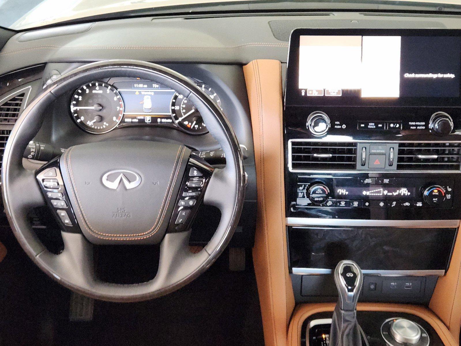 2024 INFINITI QX80 Vehicle Photo in DALLAS, TX 75209