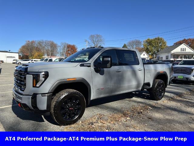 2025 GMC Sierra 2500 HD Vehicle Photo in CHICOPEE, MA 01020-5001