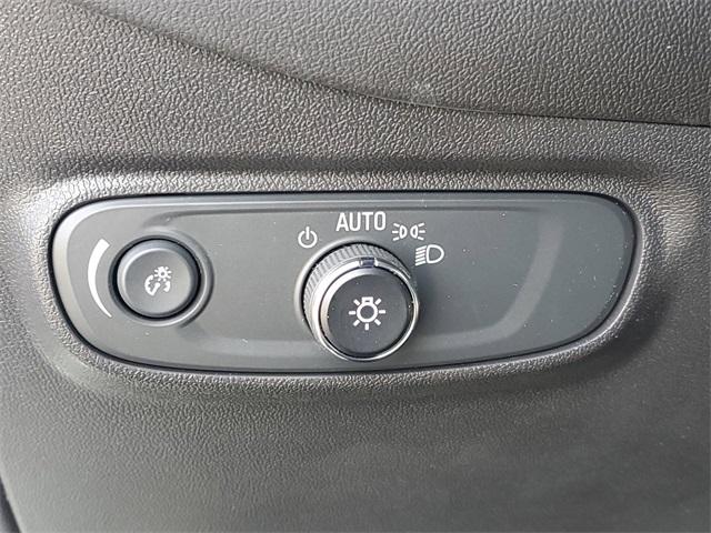 2023 Chevrolet Equinox Vehicle Photo in GRAND BLANC, MI 48439-8139