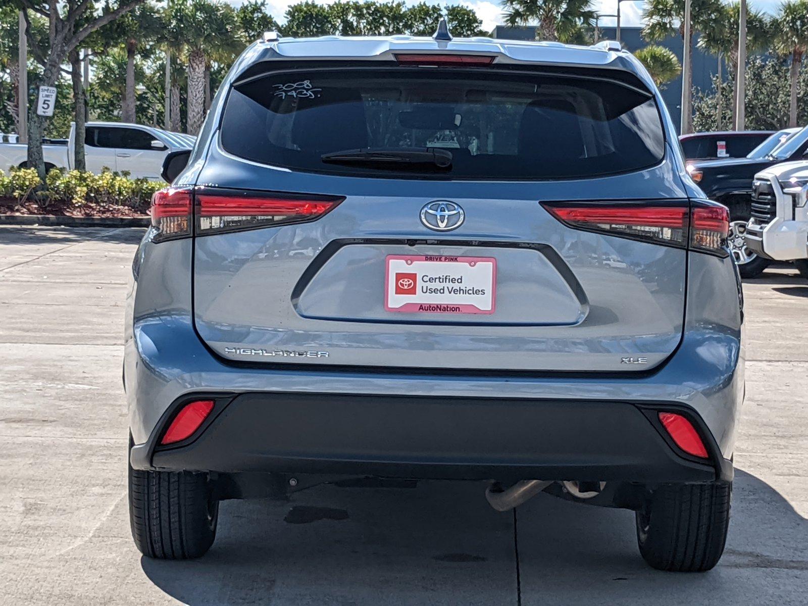 2022 Toyota Highlander Vehicle Photo in Davie, FL 33331