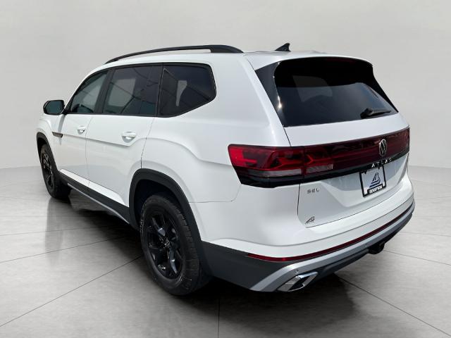 2024 Volkswagen Atlas Vehicle Photo in Oshkosh, WI 54904