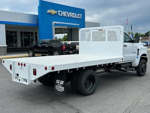 2023 Chevrolet Silverado Chassis Cab Vehicle Photo in POST FALLS, ID 83854-5365