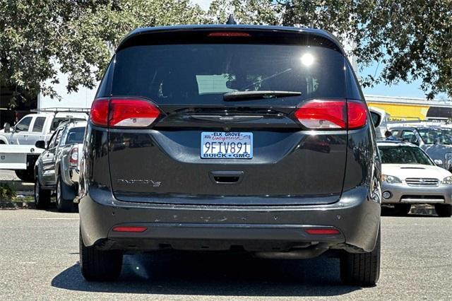 2020 Chrysler Pacifica Vehicle Photo in ELK GROVE, CA 95757-8703