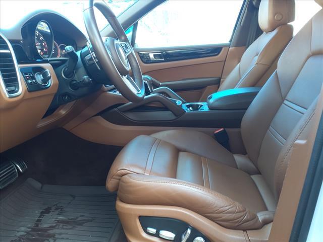 2020 Porsche Cayenne Vehicle Photo in Denton, TX 76205