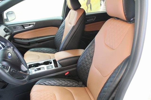 2024 Ford Edge Vehicle Photo in GRAND LEDGE, MI 48837-9199