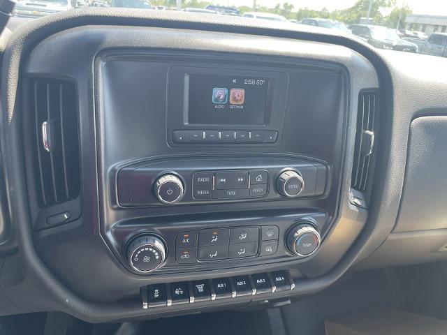 2024 Chevrolet Silverado Chassis Cab Vehicle Photo in JOLIET, IL 60435-8135