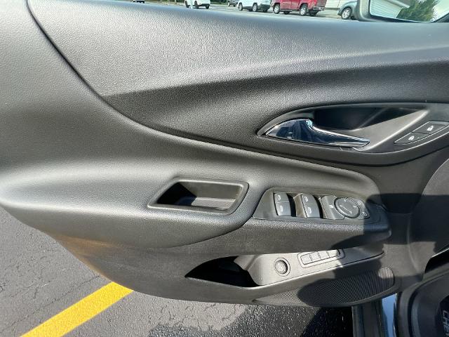 2021 Chevrolet Equinox Vehicle Photo in MASSENA, NY 13662-2255