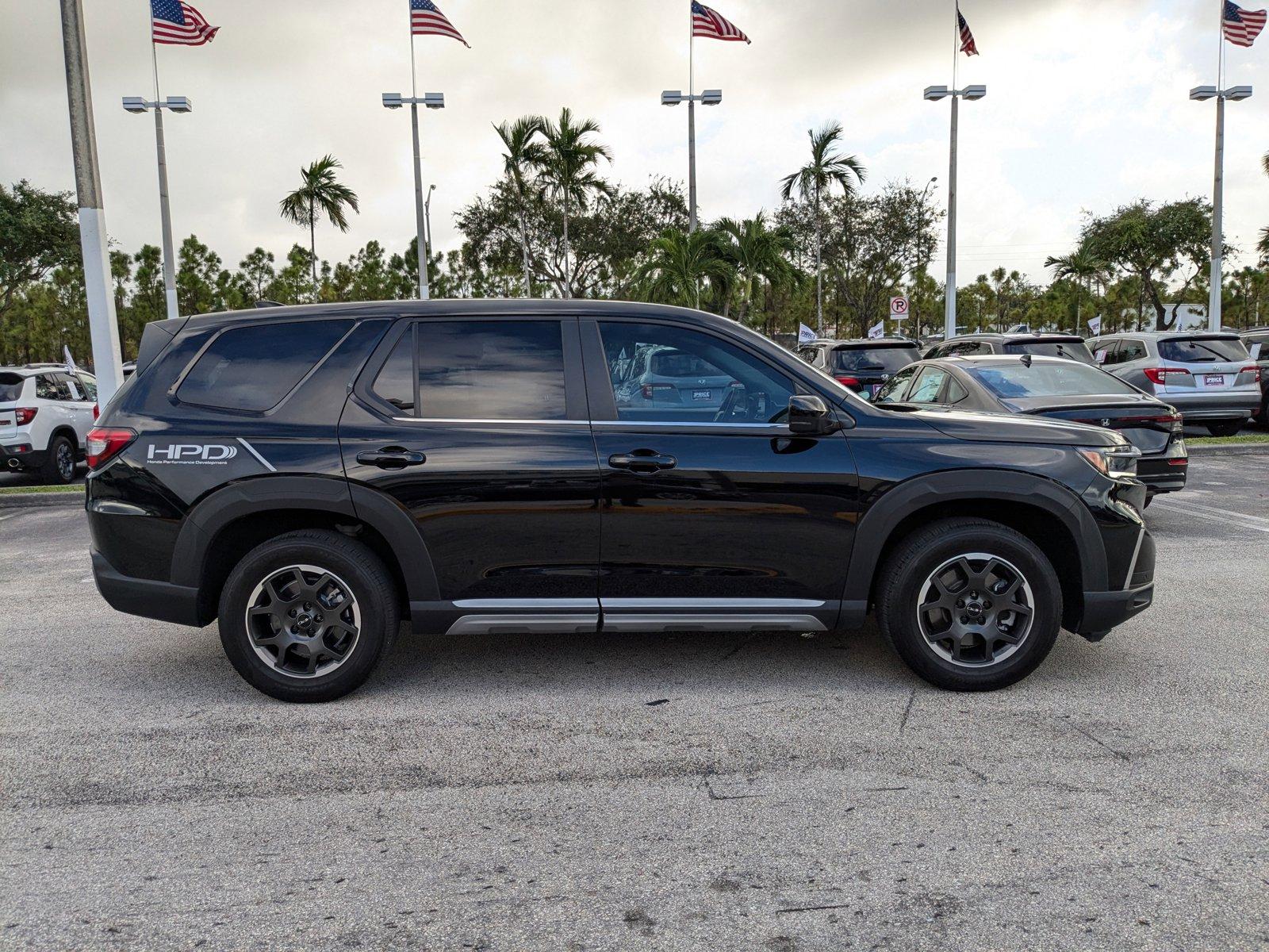 2023 Honda Pilot Vehicle Photo in Miami, FL 33015