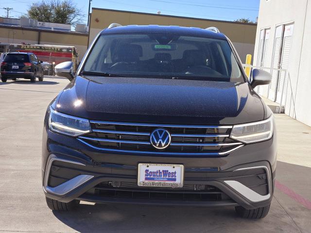 2024 Volkswagen Tiguan Vehicle Photo in WEATHERFORD, TX 76087