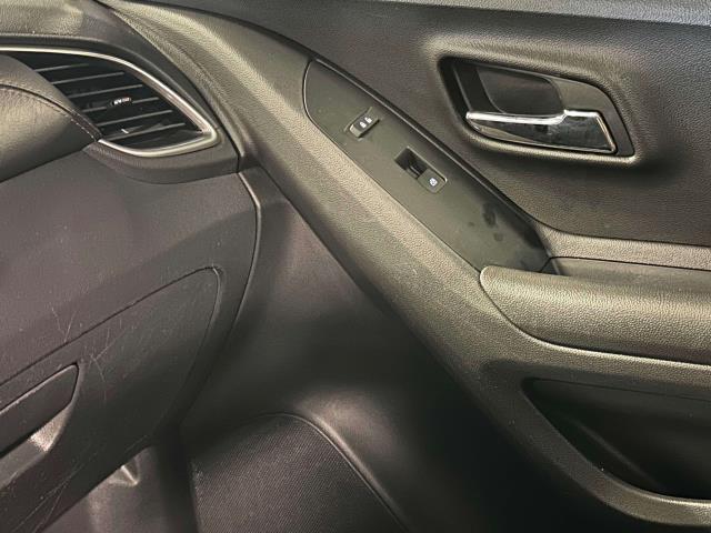 2021 Chevrolet Trax Vehicle Photo in DOUGLASTON, NY 11362-1062