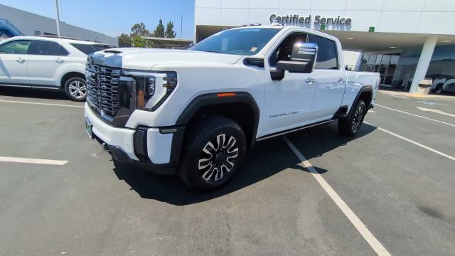 2024 GMC Sierra 2500 HD Vehicle Photo in ANAHEIM, CA 92806-5612