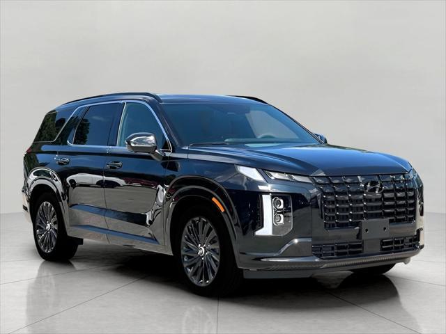 2025 Hyundai PALISADE Vehicle Photo in Green Bay, WI 54304