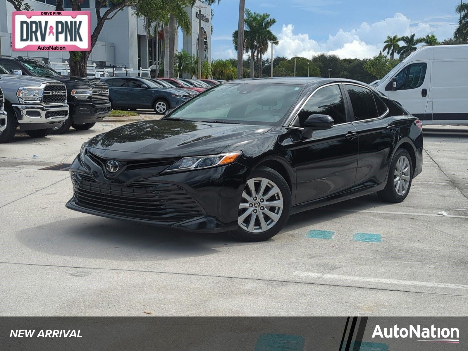 2020 Toyota Camry Vehicle Photo in Pembroke Pines, FL 33027