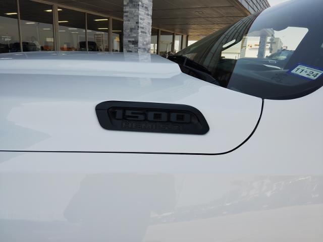 2022 Ram 1500 Vehicle Photo in Ennis, TX 75119-5114