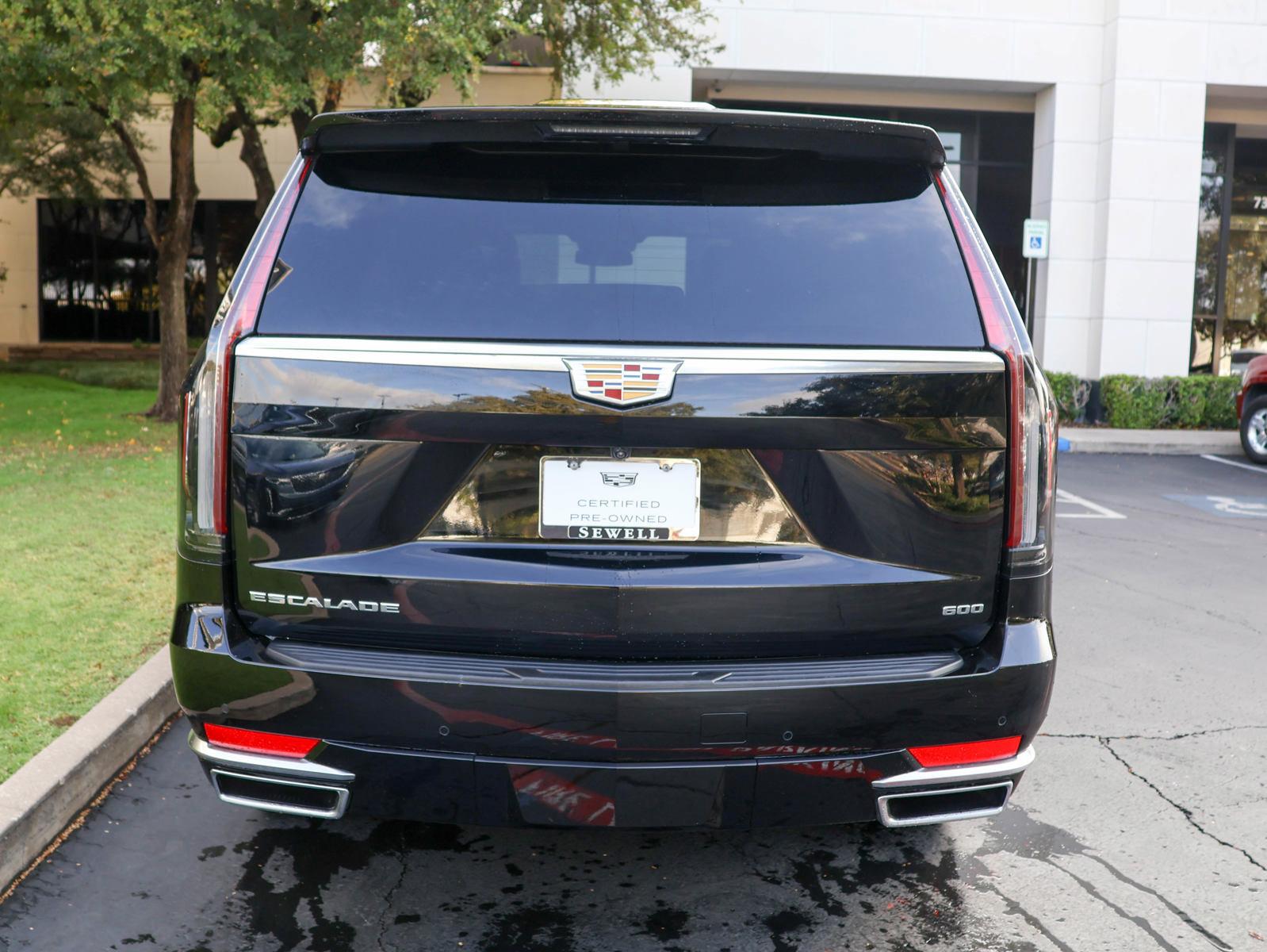 2024 Cadillac Escalade Vehicle Photo in DALLAS, TX 75209-3095