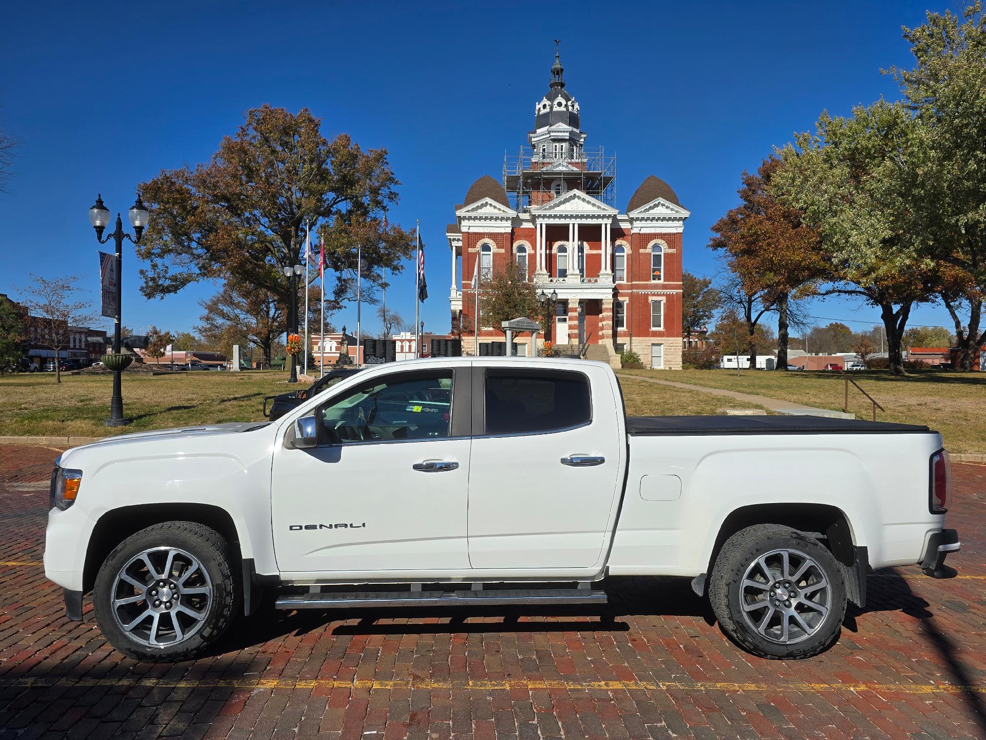 Used 2021 GMC Canyon Denali with VIN 1GTP6EE1XM1121226 for sale in Tecumseh, NE