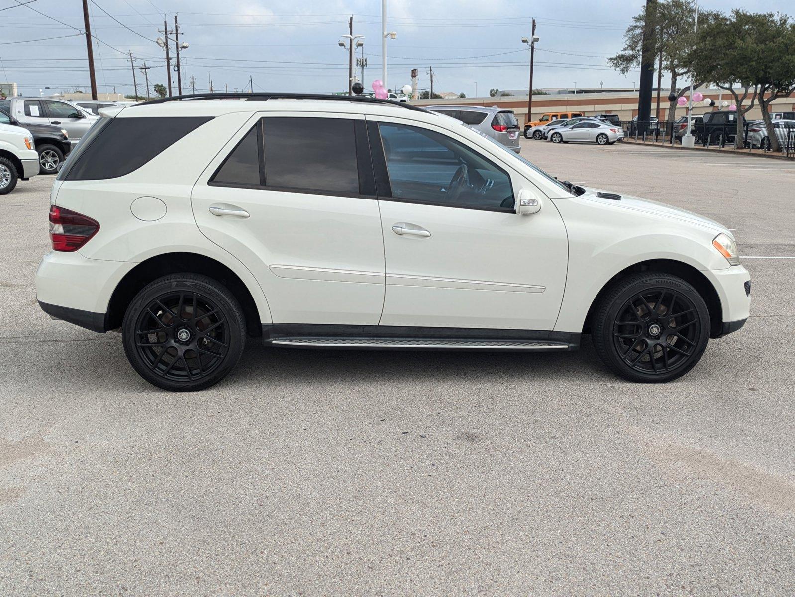 2008 Mercedes-Benz M-Class Vehicle Photo in Corpus Christi, TX 78415