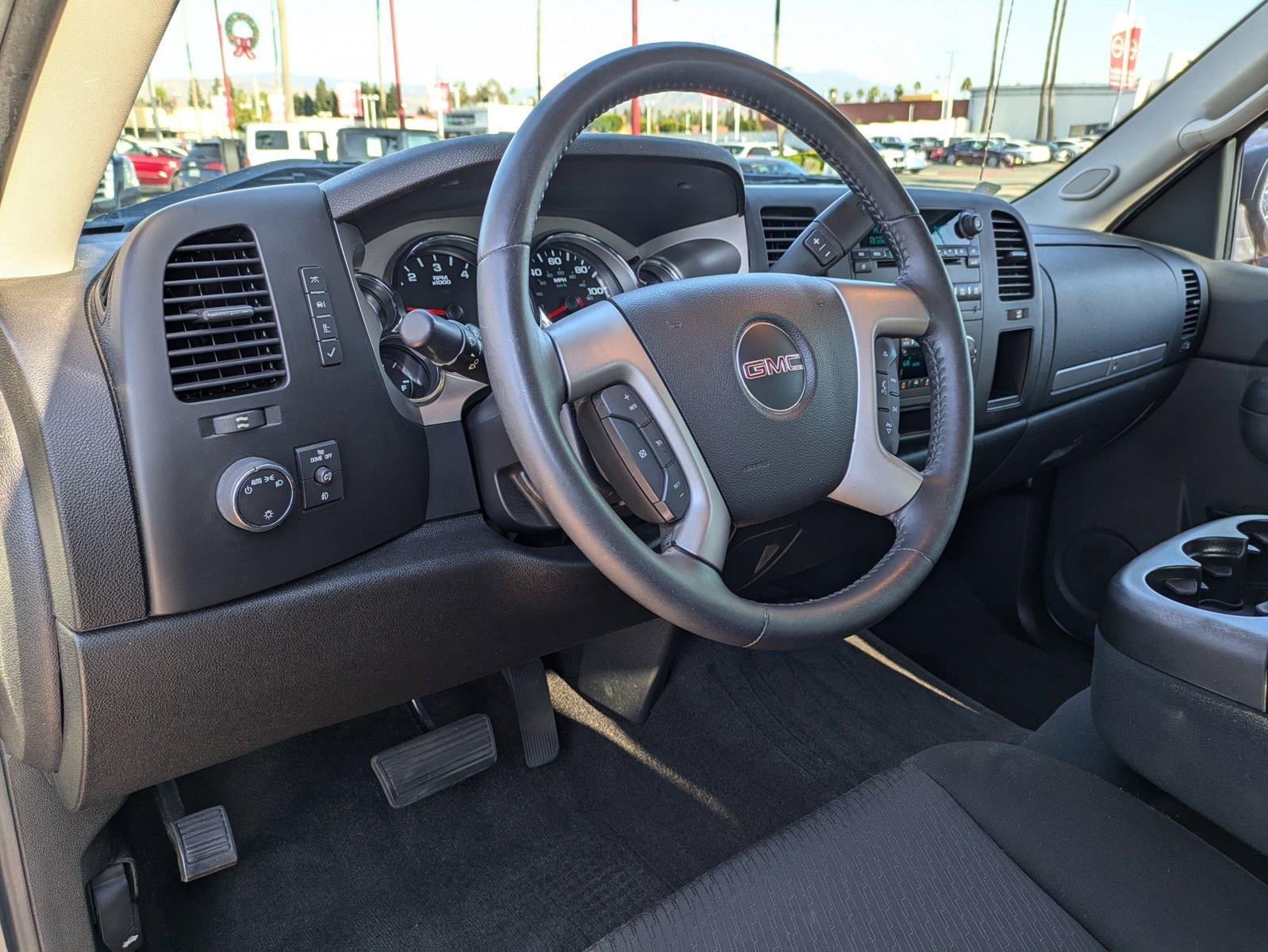 2013 GMC Sierra 1500 Vehicle Photo in Tustin, CA 92782