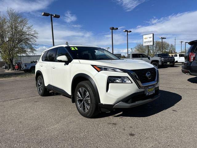 2021 Nissan Rogue Vehicle Photo in GREELEY, CO 80634-4125