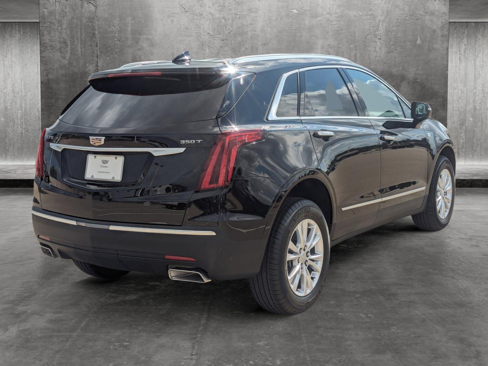 2024 Cadillac XT5 Vehicle Photo in CORPUS CHRISTI, TX 78412-4902