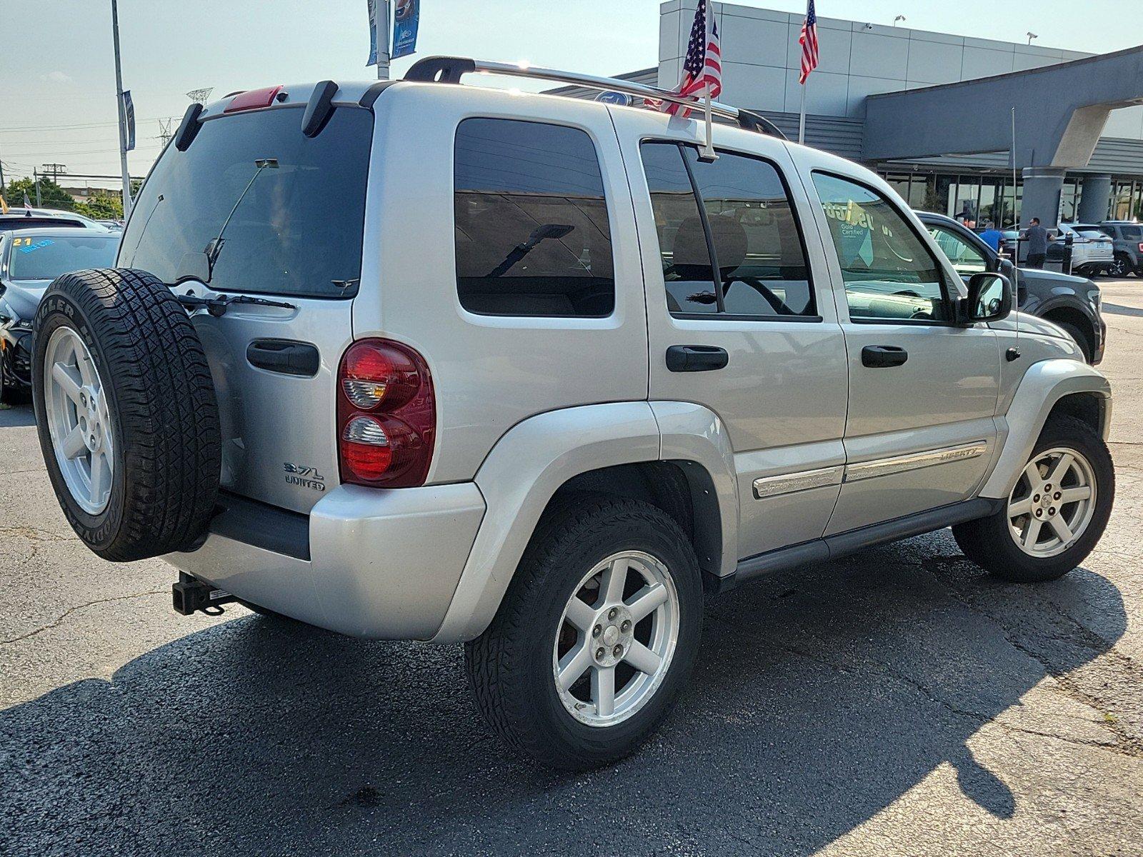 2006 Jeep Liberty Vehicle Photo in Saint Charles, IL 60174