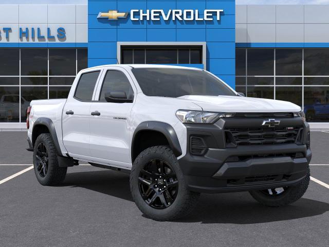 2024 Chevrolet Colorado Vehicle Photo in DOUGLASTON, NY 11362-1062