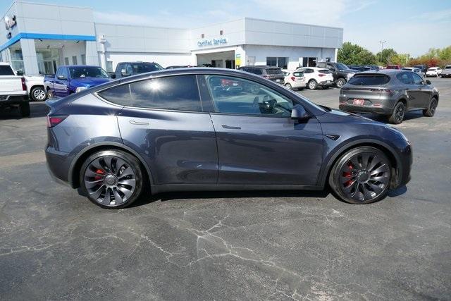 Used 2024 Tesla Model Y Performance with VIN 7SAYGDEFXRA288952 for sale in Sullivan, MO