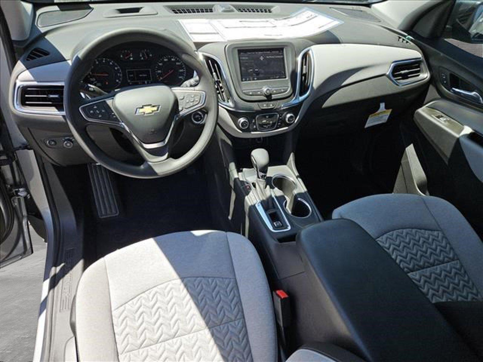 2024 Chevrolet Equinox Vehicle Photo in MESA, AZ 85206-4395