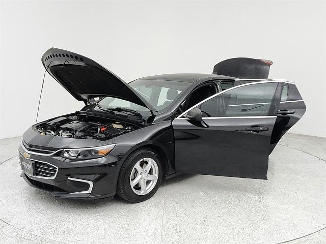 2018 Chevrolet Malibu Vehicle Photo in Grapevine, TX 76051