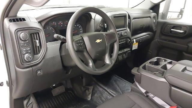 2025 Chevrolet Silverado 3500 HD Vehicle Photo in HANNIBAL, MO 63401-5401