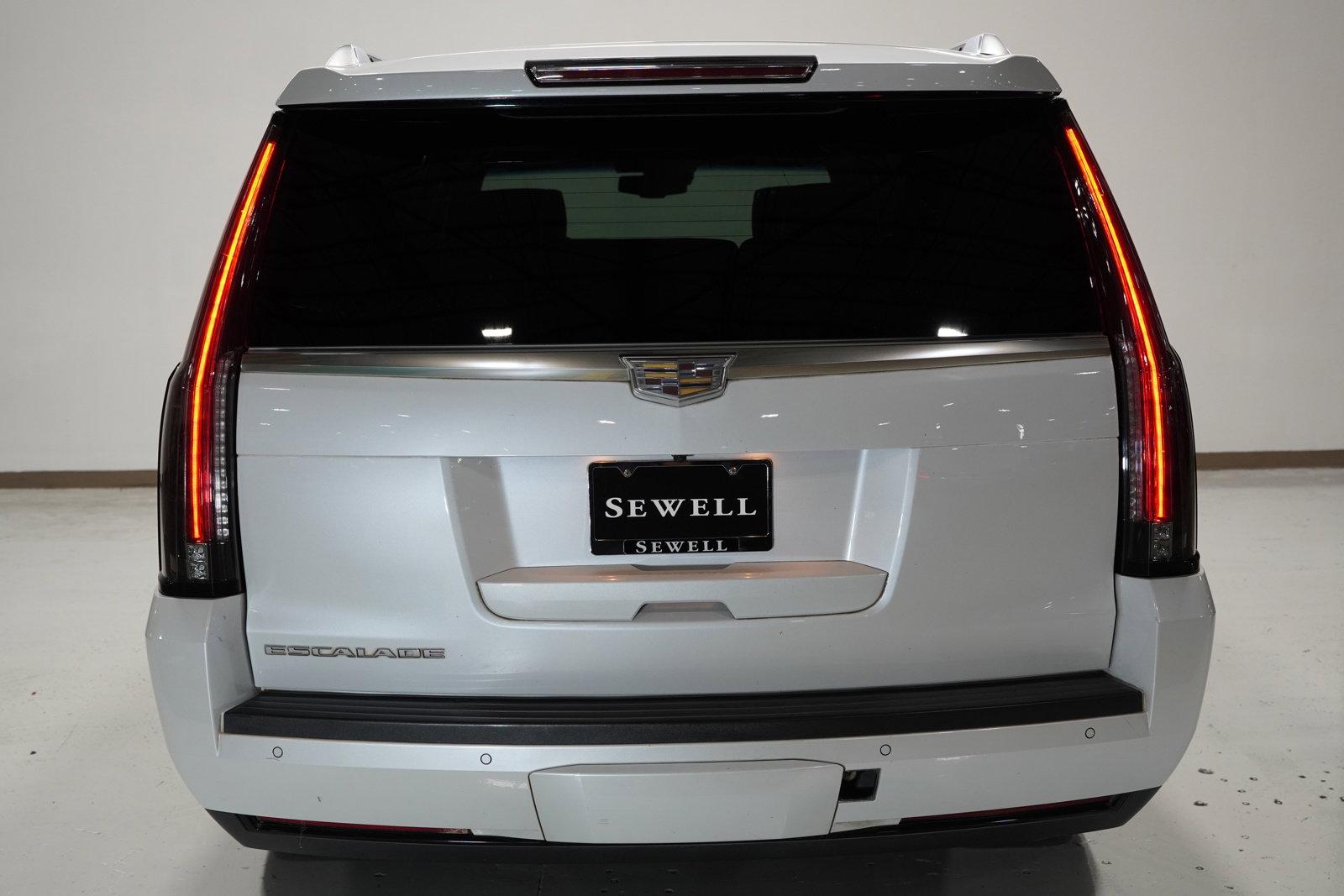 2016 Cadillac Escalade ESV Vehicle Photo in GRAPEVINE, TX 76051