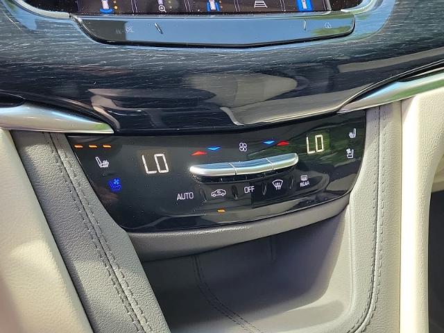 2024 Cadillac XT6 Vehicle Photo in POMPANO BEACH, FL 33064-7091