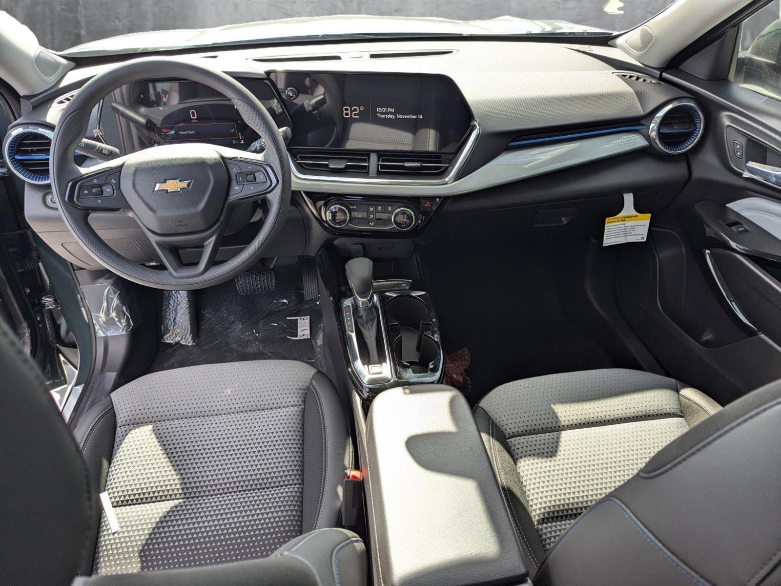 2025 Chevrolet Trax Vehicle Photo in PEMBROKE PINES, FL 33024-6534