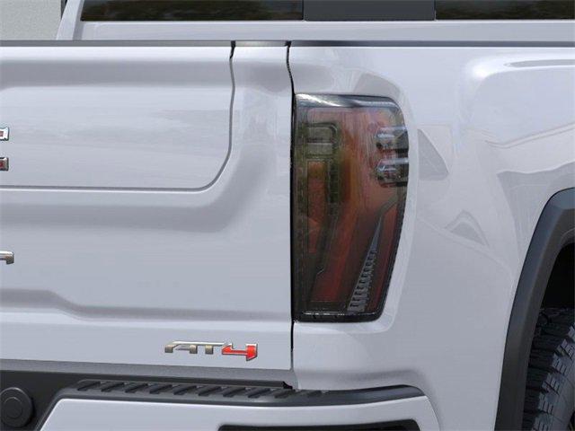 2025 GMC Sierra 2500 HD Vehicle Photo in PUYALLUP, WA 98371-4149