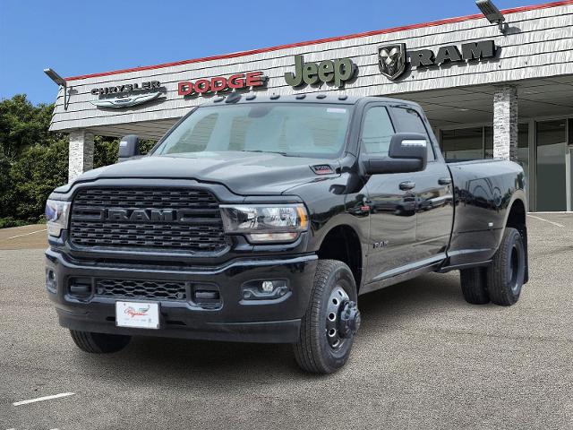 2024 Ram 3500 Vehicle Photo in Ennis, TX 75119-5114