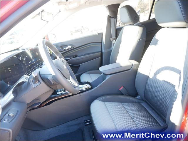 2024 Chevrolet Trax Vehicle Photo in MAPLEWOOD, MN 55119-4794